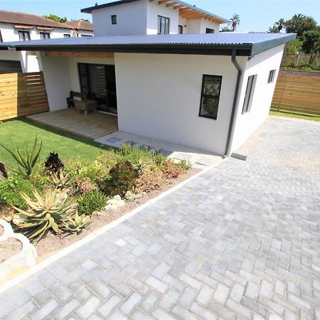 Garden Flat - Walk To The Beach Plettenberg Bay Eksteriør billede