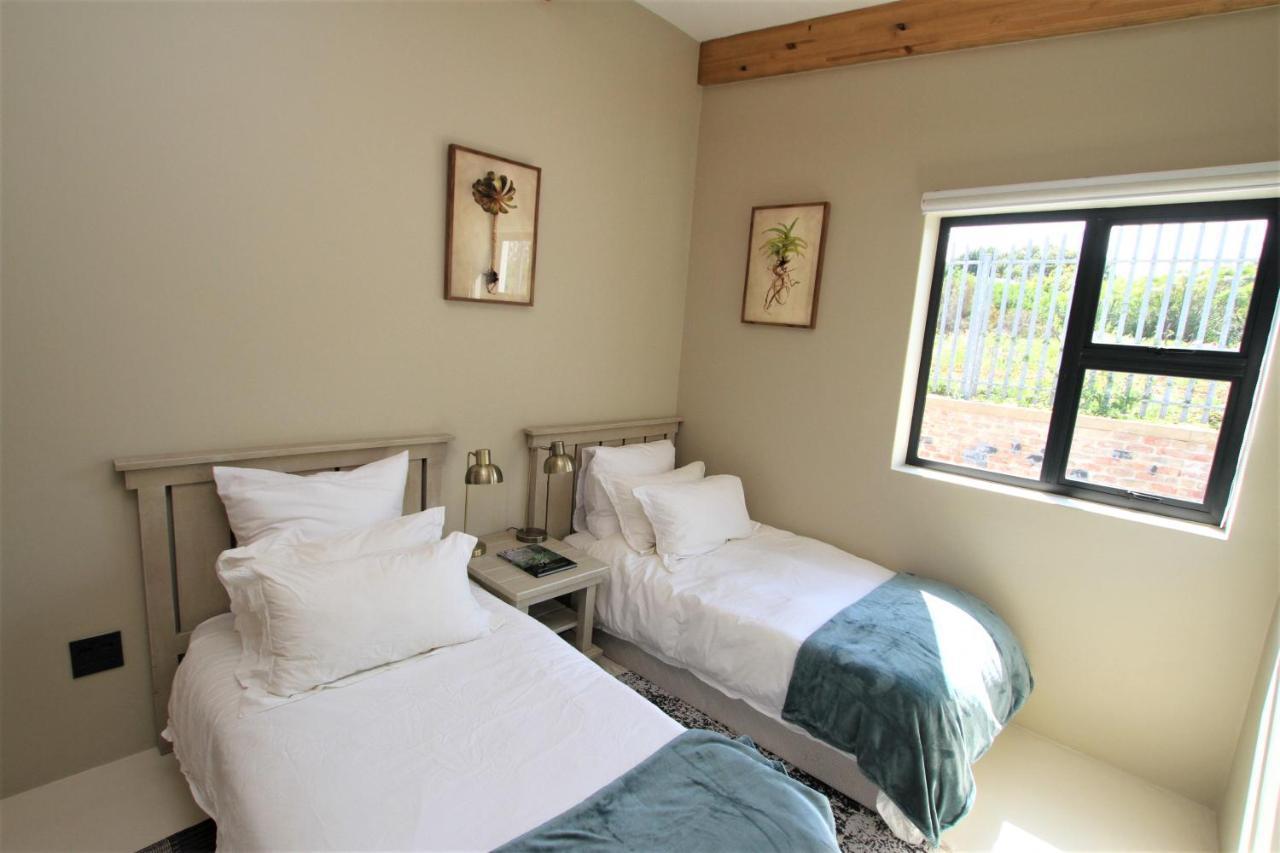 Garden Flat - Walk To The Beach Plettenberg Bay Eksteriør billede
